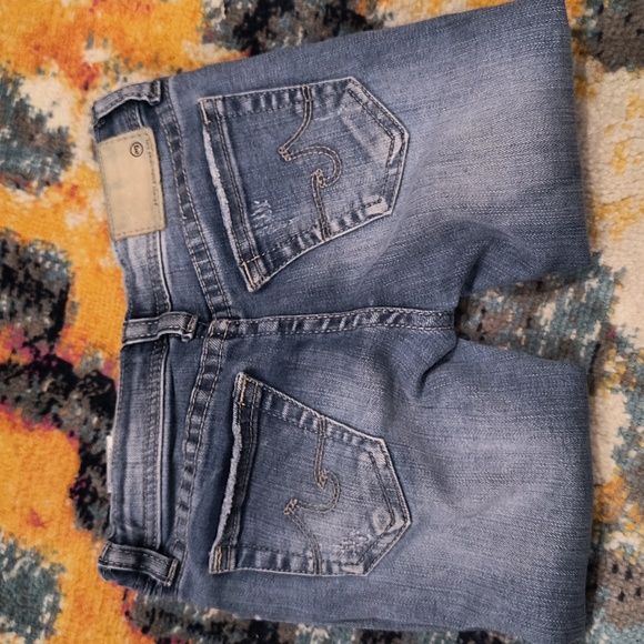 Toddler AG Jeans - Picture 9 of 10